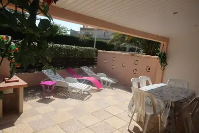 Image de Belle villa de vacances climatisée, de tout confort, 3 chambres, 7 couchages, Wifi, dans domaine. . .