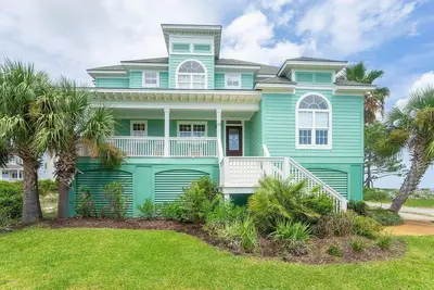 Image de Oceanfront maison de luxe 5 Br dans la communauté fermée de Harbour Island