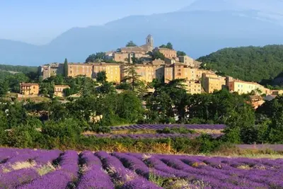 Image de Maison de village provençale typique