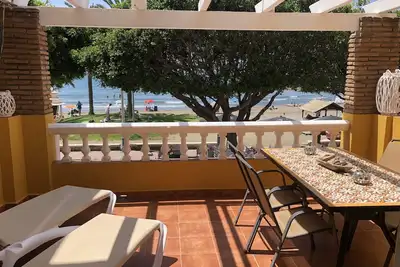 Image de ADAPTÉ 1ère ligne de plage. Grande Terrasse Avec Vue Sur La Mer. Paseo Maritimo El Palo