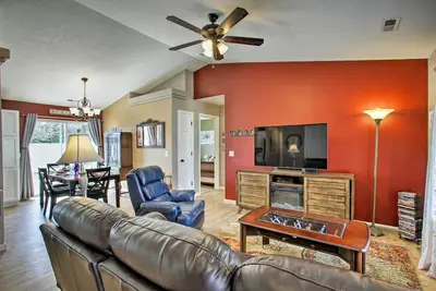 Image de Nouveau! Cozy Home w \/ Yard & Patio, 4 Mi to Hayden Lake