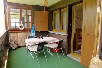 Joli appartement avec Wifi, Tv, balcon, animaux admis, vue panoramique et parking