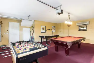 Image de Superbe maison avec 5 chambres et 4 salles de bains dans les jardins populaires de Formosa, pour 10 personnes