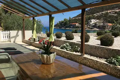 Appartement d'une chambre prés de la plage Baie Prapatna, Hvar (A-5704-e)