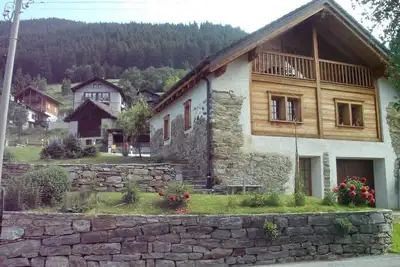 Image de Chalet de charme unique dans la vallée.