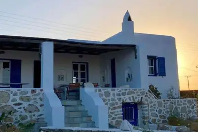 Myconian traditionnel, Villa Elena