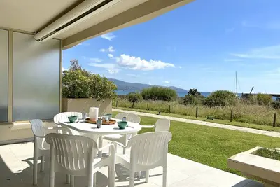 Image de Appartement 3 pièces 4 couchages avec parking au Lavandou