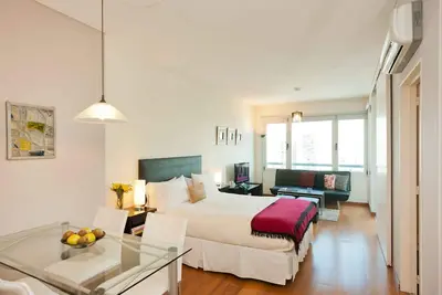 Image de Bonito Studio avec vue