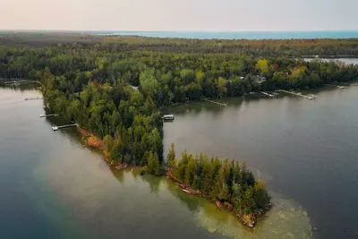 Image de Door County Lake Cabin sur la péninsule privée sur le lac Clark! !