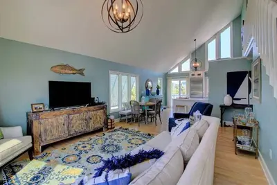 Image de Longer plus longtemps: 3 Br / 2 Ba maison à Atlantic Beach, pour 8 personnes