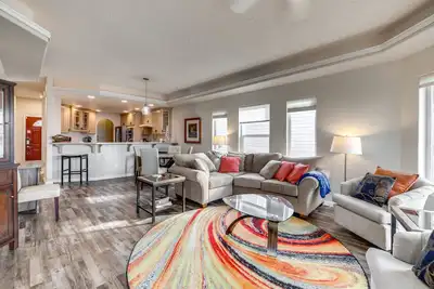 Image de Nouveau! Maison calme avec vue sur l'océan à 5 minutes en voiture des plages