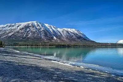 Image de Nouveau! Cooper Landing House avec terrasse près du lac Kenai!