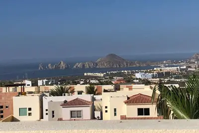 Image de Vues à couper le souffle depuis la terrasse sur le toit