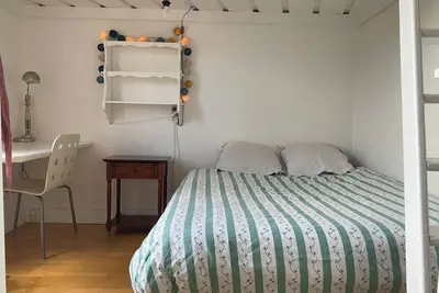 Image de Appartement calme avec vue sur jardin. Pour visiter Paris, Disney ou en amoureux
