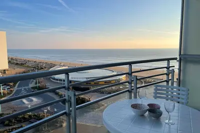 Image de Bel appartement 1 chambre tout confort au bord de la mer avec balcon et parking