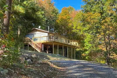 Image de Cabane isolée près de la rivière Shenandoah