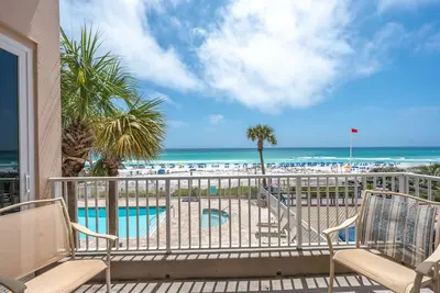 Image de The Inn At Crystal Beach # 210b: 2 Br / 2 Ba condo à Destin, 8 personnes