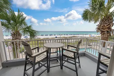 Image de The Inn At Crystal Beach # 208: 5 condo Br / 4 Ba à Destin, pour 14 personnes