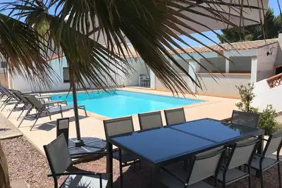 Image de Détente, calme, villa  proche de la plage avec piscine privée et grand jardin