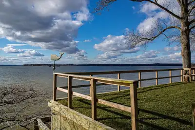 Image de Nancy’s Touch, un paradis au bord de l'eau
