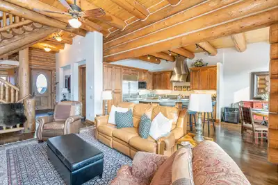 Image de Mise à jour Villa 4 chambres avec vue imprenable et accès de ski