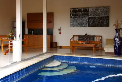 Image de Villa romantique avec piscine privée de 1 Br à Ungasan, près du parc culturel Gwk