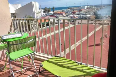 Image de Emplacement de rêve pour ce T2 proche commerces et port - 5psm20