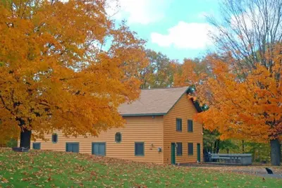 Image de Belle maison de ville de style chalet de location sur la rivière Thanes, près du lac Mille Lacs