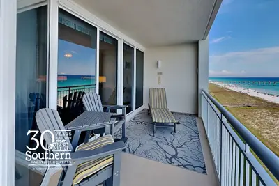Image de Condo sur la plage dans la perle de Navarre. Balcon privé avec une vue imprenable. Pas du sable!