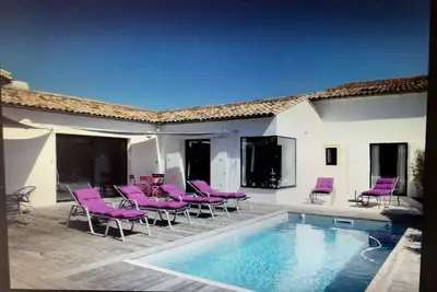 Image de Superbe Villa Avec Piscine Chauffee