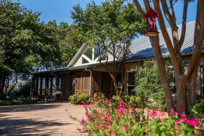 Image de Belle retraite Ranch avec des vues à couper le souffle