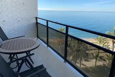 Image de Skol Marbella Beachfront Central Studios avec vue