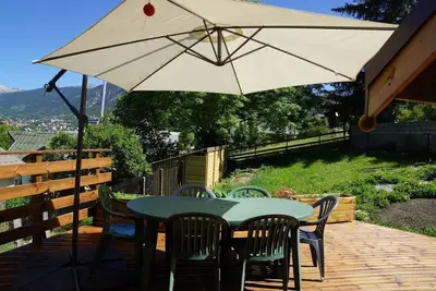 Image de Maison de village avec jardin