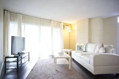 Image de Pasadena Premier Lieu 2bd \/ 1Ba # 1