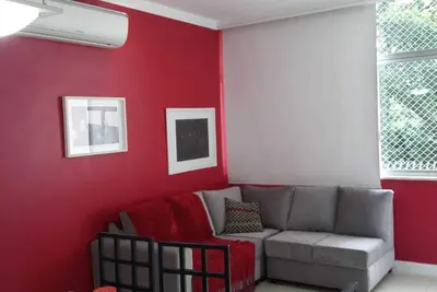 Image de Ipanema; appartement conçu par un architecte, joliment décoré