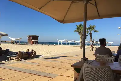 Image de Pour les vacances ou les voyages, unité de 2 pièces et beau jardin de 40 m²