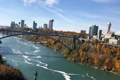 Image de Rain-Beau par les chutes