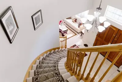 Image de Grand-Executive Luxury Home