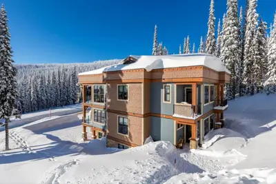 Image de Chalet duplex de luxe - Ski in / Ski out - 12 personnes - Spa privatif et buanderie