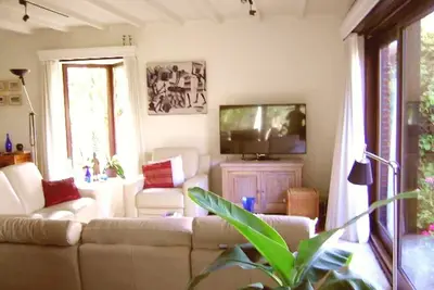 Image de Maison spacieuse et élégante avec un beau jardin à 10 'du centre-ville d'Anvers + parking