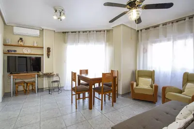Image de Three bedroom apartment 150 meters from Los Locos beach!