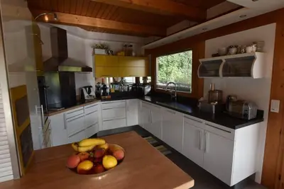 Image de Chalet, vue montagne, remise en forme, sauna, terrasse, balcon, cheminée ou poêle à bois, parking