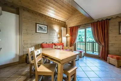 Image de 200m du centre station, 1er étage, vue pistes de ski, remise en forme, piscine, sauna, hammam