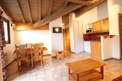 Image de 4ème étage, balcon, parking, télévision, casier à ski, 33m², Val Cenis