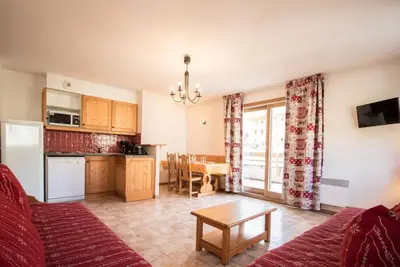 Image de Vue pistes de ski, terrasse, parking, télévision, casier à ski, 42m², Val Cenis
