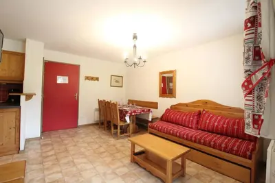 Image de 3ème étage, balcon, parking, télévision, casier à ski, 40m², Val Cenis