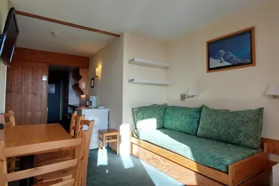 Image de 100m du centre station, 10ème étage, vue station, balcon, télévision, 25m², Les Arcs