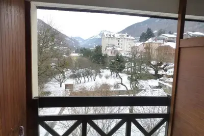 Image de 2ème étage, balcon, parking, télévision, casier à ski, 28m², Brides Les Bains