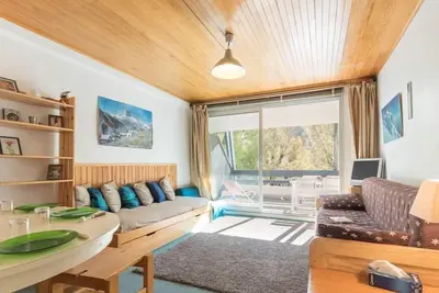 Image de 1er étage, terrasse, parking, télévision, casier à ski, 56m², Serre Chevalier