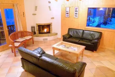 Chalet, 150m du centre station, sauna, terrasse, balcon, cheminée ou poêle à bois, parking